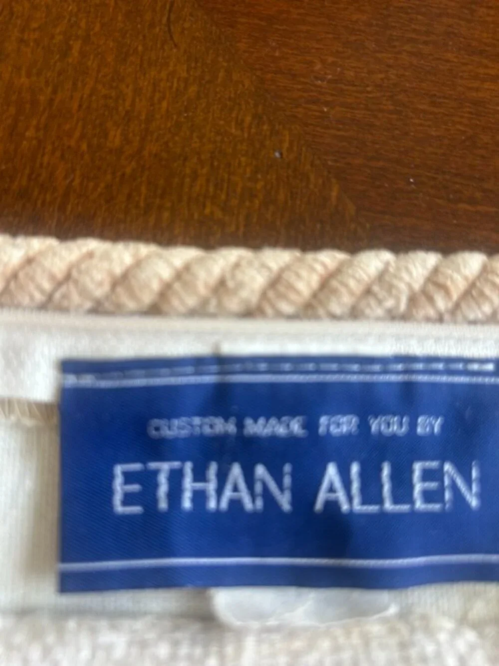Ethan Allen King Duvet Cover, 2 pillow shams, 2 insert shams , 1 Euro sham